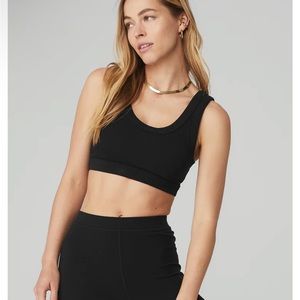 Alo black wellness bra
